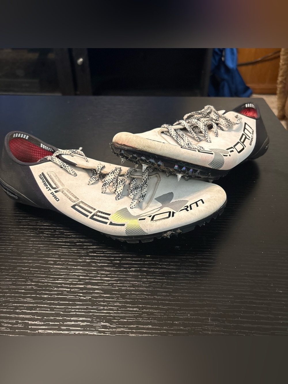 Under Armour Speedform Sprint Pro White & gold Mens Track Cleats Shoe Size 11